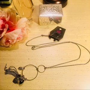 Paparazzi Necklace and Earrings Set!